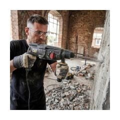 CAT DX2140.1 800Watt 3.0J 26MM SDS-Plus Profesyonel Kırıcı/Delici + 1 Ad Delici 3 Ad Kırıcı Uç