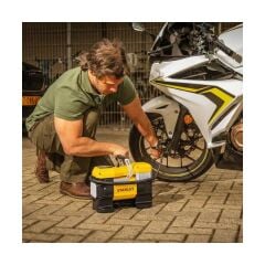STANLEY SXIF0001 12Volt 150 PSI Dijital Basınç Göstergeli Lastik Şişirme Pompası + Led Lamba