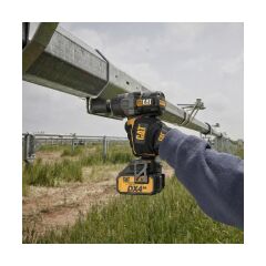 CAT DX7020.1 18Volt 4.0 Ah Çift Akülü Kömürsüz 700/880Nm Profesyonel Şarjlı Somun Sıkma + 10 Adet Lokma Ucu